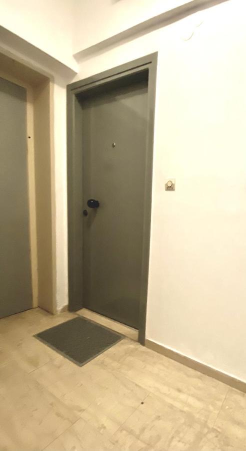 Sunshine Cozy Central Studio Basement 伊拉克利翁 外观 照片